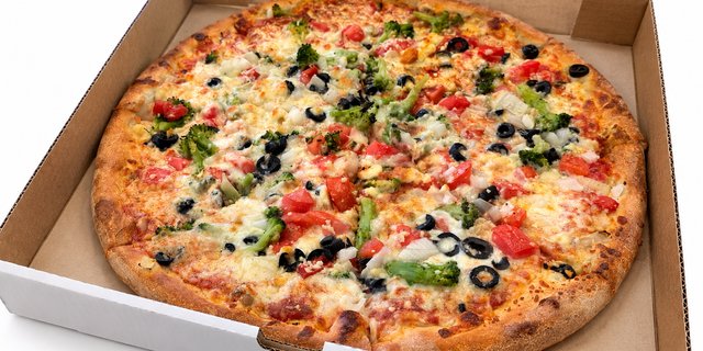 Mediterranean Pizza
