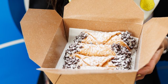 Cannolis