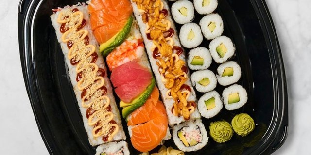 Nori Sushi Small Party Tray