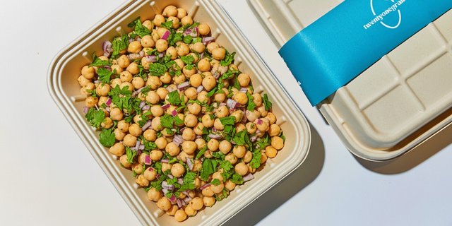 Chickpeas Salad Tray