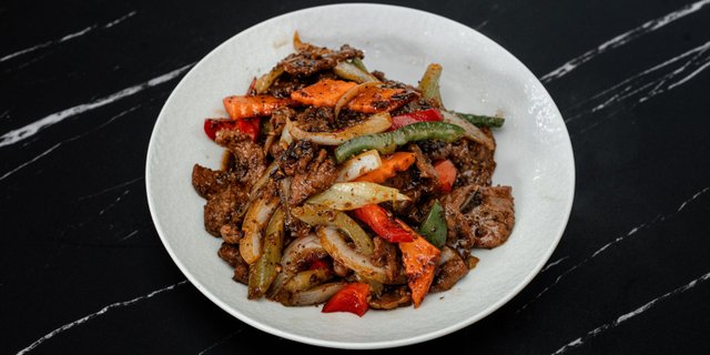 Black Pepper Beef