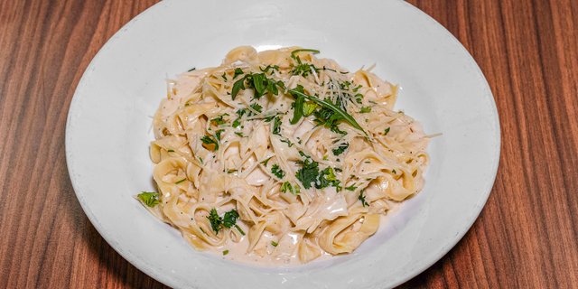 Fettuccine Alfredo