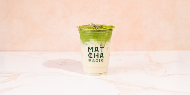 16oz Iced Earl Grey Matcha
