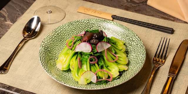 Shanghai Bok Choy w/ Garlic
