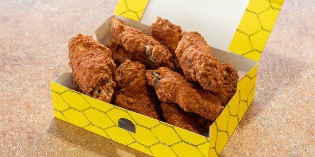 100 Hot Wings