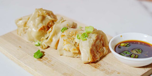 Pan-Seared Pork & Shrimp Dumplings