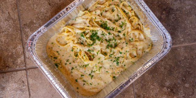 Fettuccine Alfredo