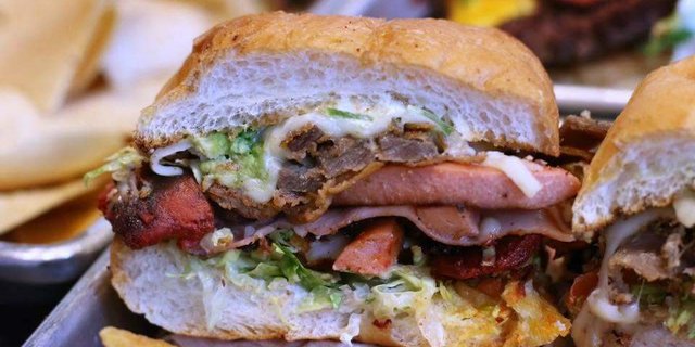 Torta Cubana Lunch Box
