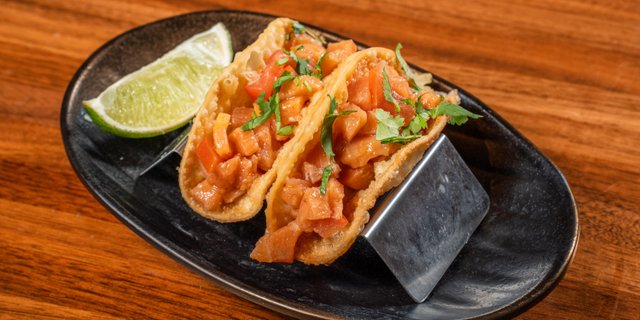 Salmon Poke Mini Tacos
