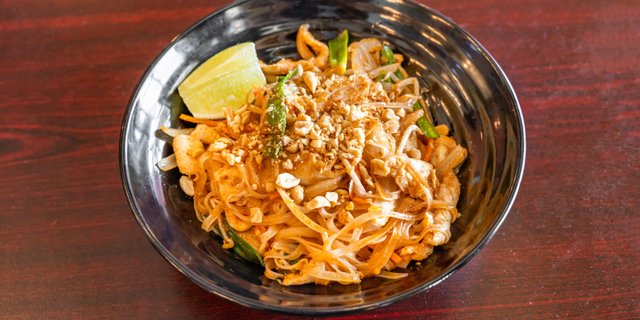 Chicken Pad Thai