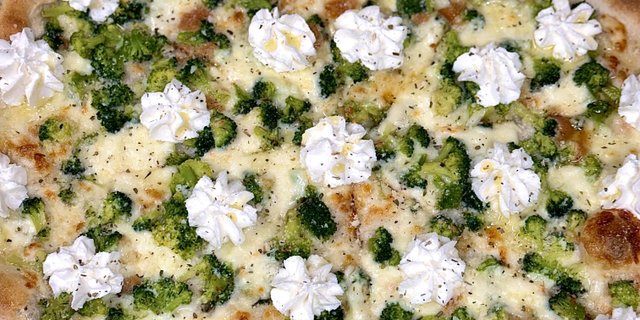 Broccoli Special Pizza