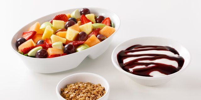 Build-Your-Own Berry Yogurt Bowls