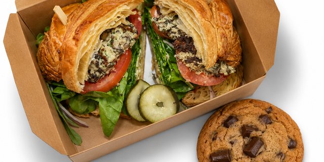 Vegetarian Sandwich Boxed Meal