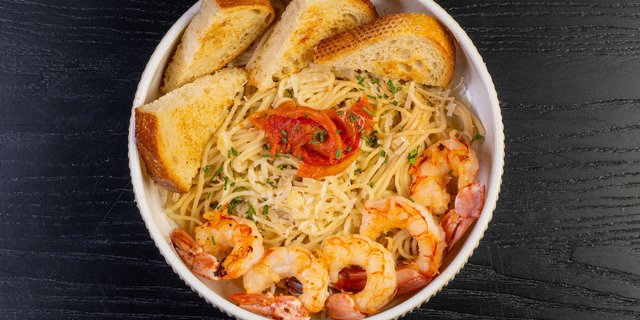 Garlic Noodles & Shrimp