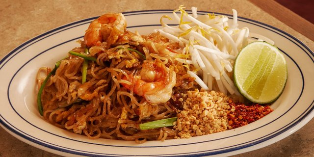 Pad Thai Korat Shrimp Tray