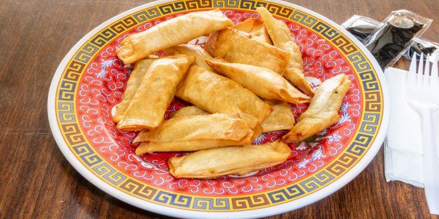 Chicken Cream Cheese Egg Roll