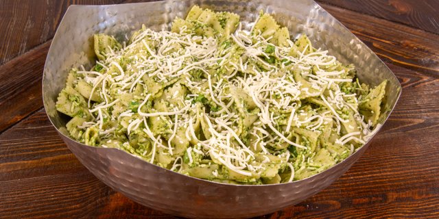 Pesto Pasta Bowl
