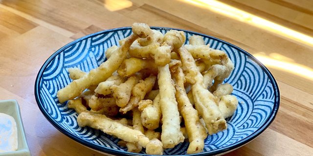 R8-05. Fried Mushroom Tempura