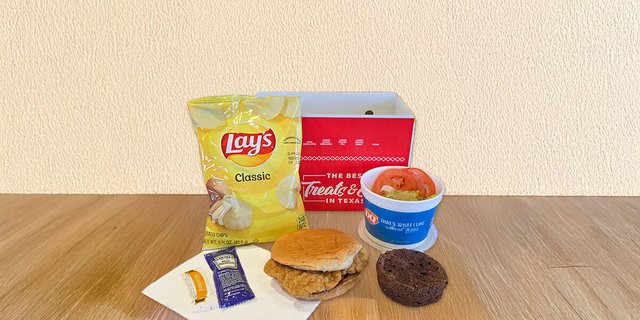 Crispy Chicken Sandwich Boxed Lunch