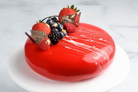 Berries & Cream Signature Cake