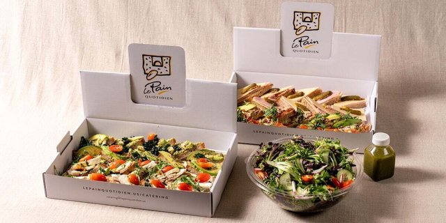 Tartines With Salad-Large