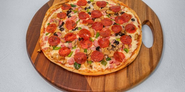 Special Supreme Pizza