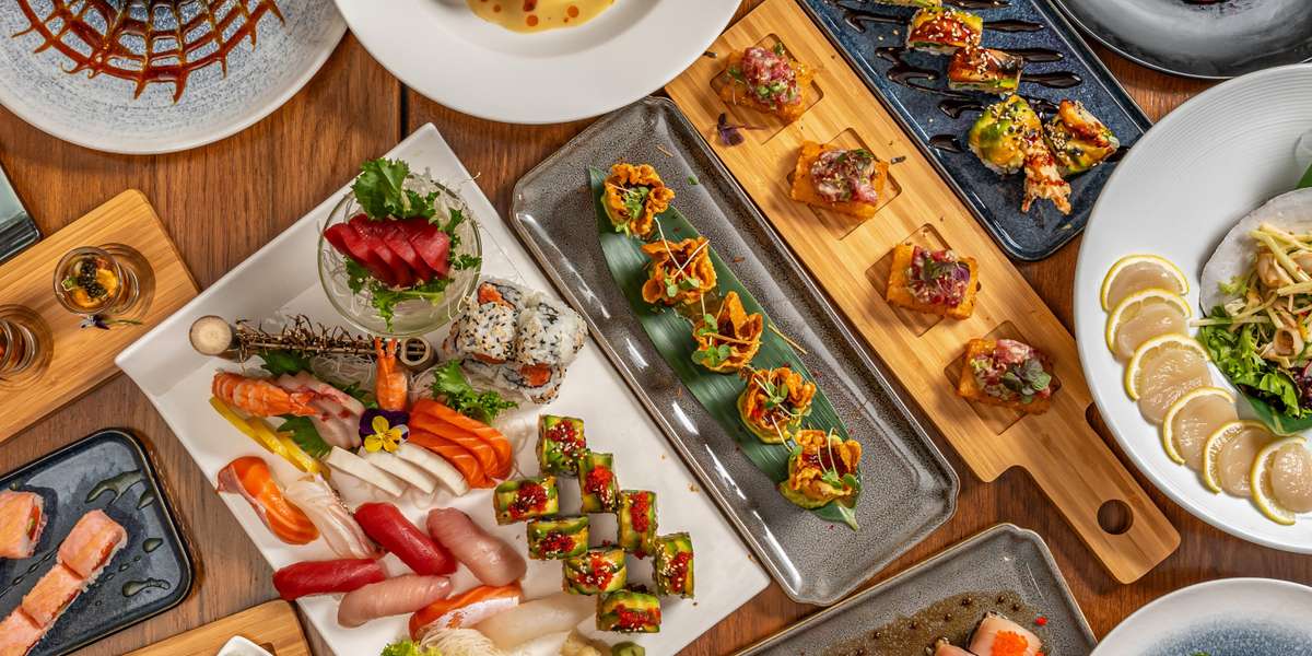 Izakaya Sushi & Lounge