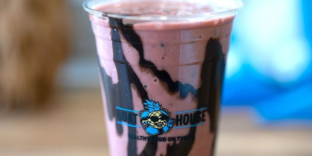 Chocolate Strawberry Smoothie