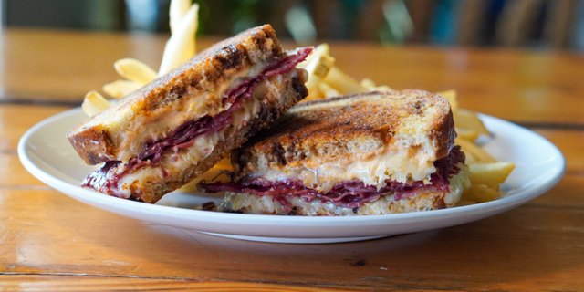 Classic Reuben Sandwich