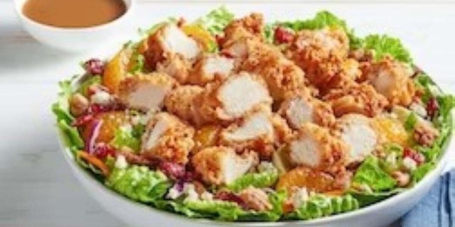 Pecan Tender Salad Platter