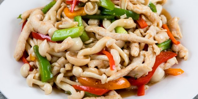 White Mushroom Chicken