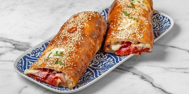 Pepperoni Stuffed Bread