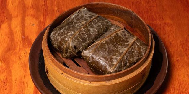 Sticky Rice w/ Chinese Sausage