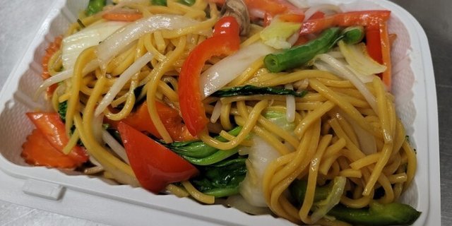 Chili Lo Mein