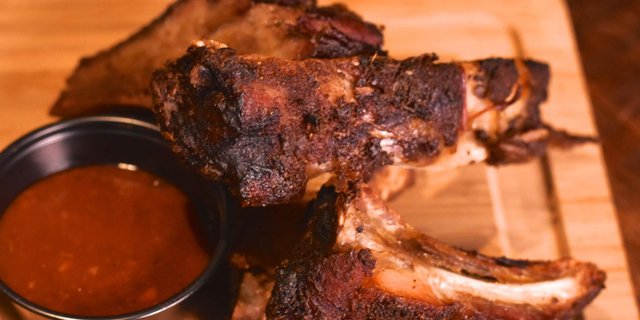 Jerk Ribs Tray