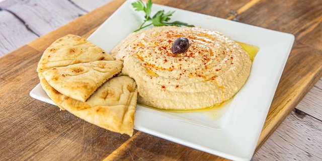 Starter Hummus & Pita