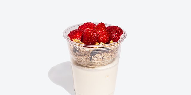 Strawberry Yogurt Parfaits