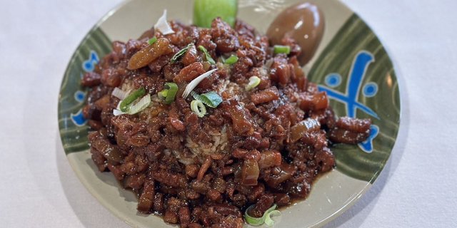 Taiwanese Braised Pork Rice Box
