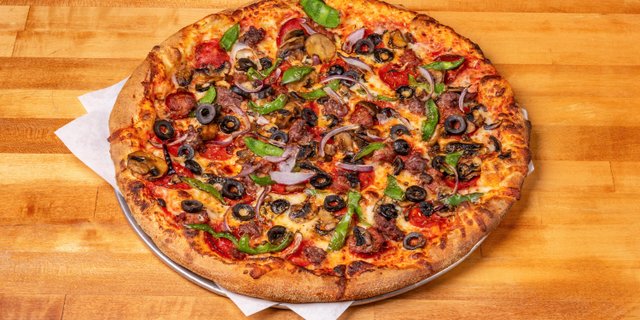 Super Mondo Pizza