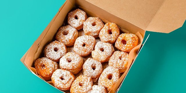 Croissant-Style Donuts 16-Ct
