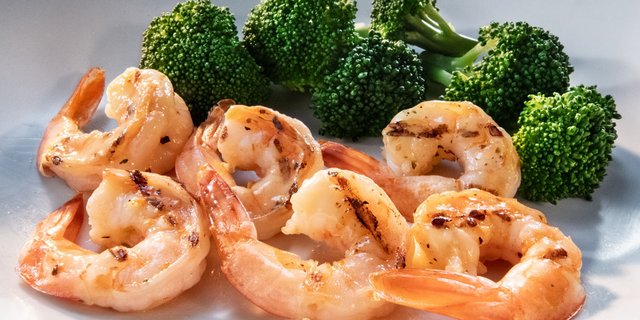 Wood-Grilled Shrimp Boxed Lunch