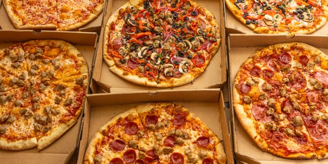 Crowd Favorites Pizza Bundle