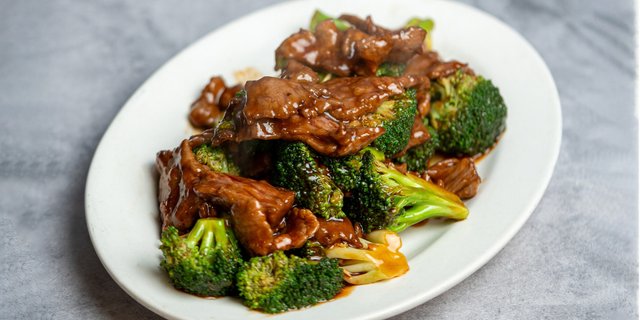 Beef w/ Broccoli