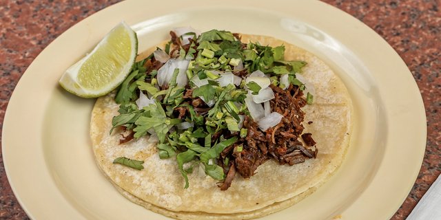 25 Tacos w/ Corn Tortillas