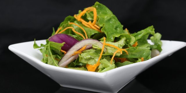 Salad w/ Ginger Dressing