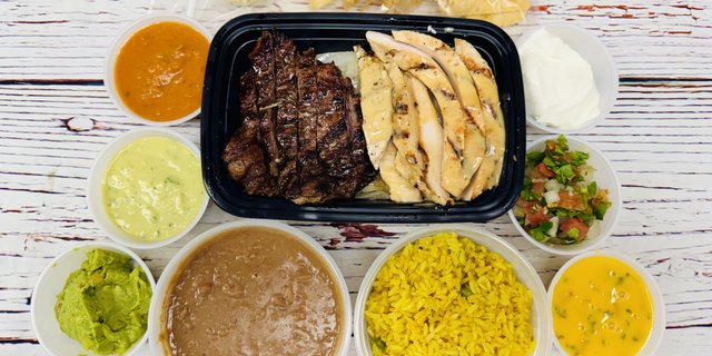 Fajita Deluxe Lunch Box
