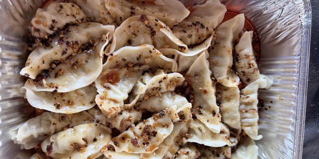 Chili Garlic Dumplings (Chicken) Tray