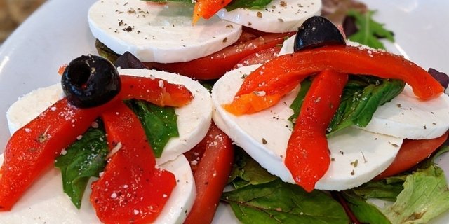 Mozzarella & Tomato Platter