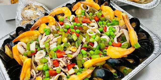 Los Olivos Paella