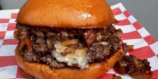 Smoked Apple Bacon Smash Burger